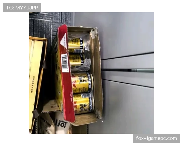 特雷·杨家的冰箱里塞满能量饮料,连狗都绕着走 特雷·杨家的冰箱里塞满能量饮料,连狗都绕着走